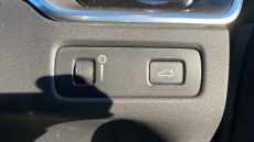 Volvo Xc60 2.0 B4D Momentum 5dr Geartronic Diesel Estate